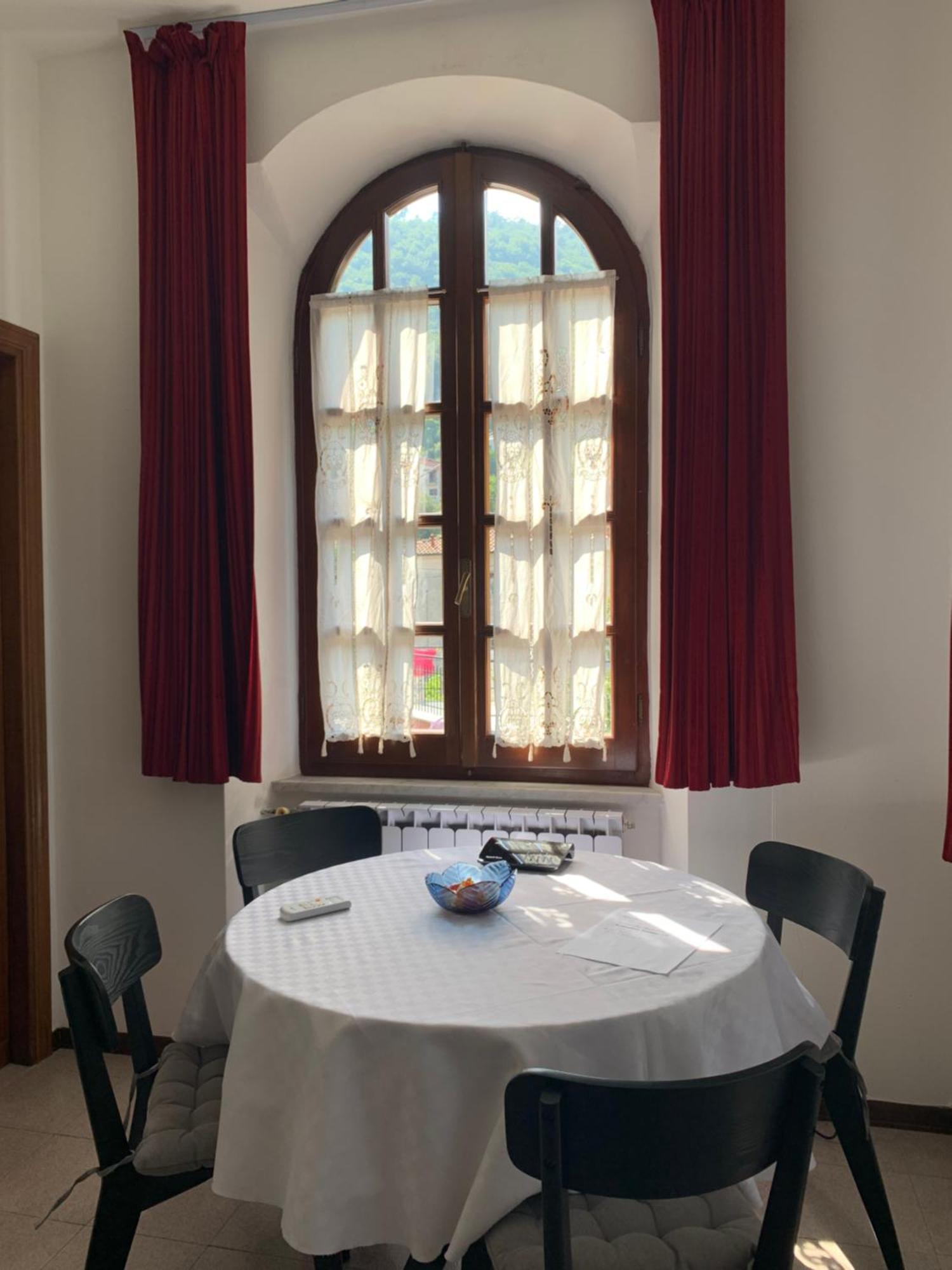 A Casa Di Atti Daire Biassa Dış mekan fotoğraf